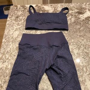 avocado Women’s Workout Set